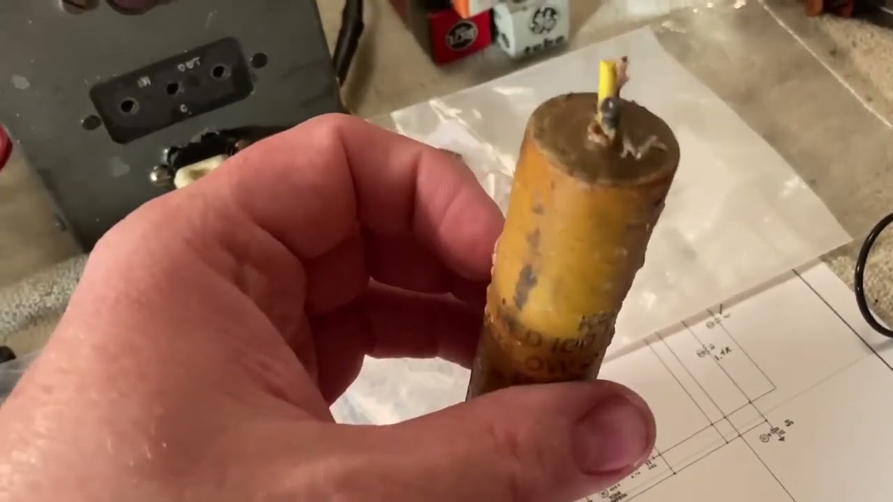 Swapping Capacitors In A G E  Tube Radio One at A Time To See What They Do