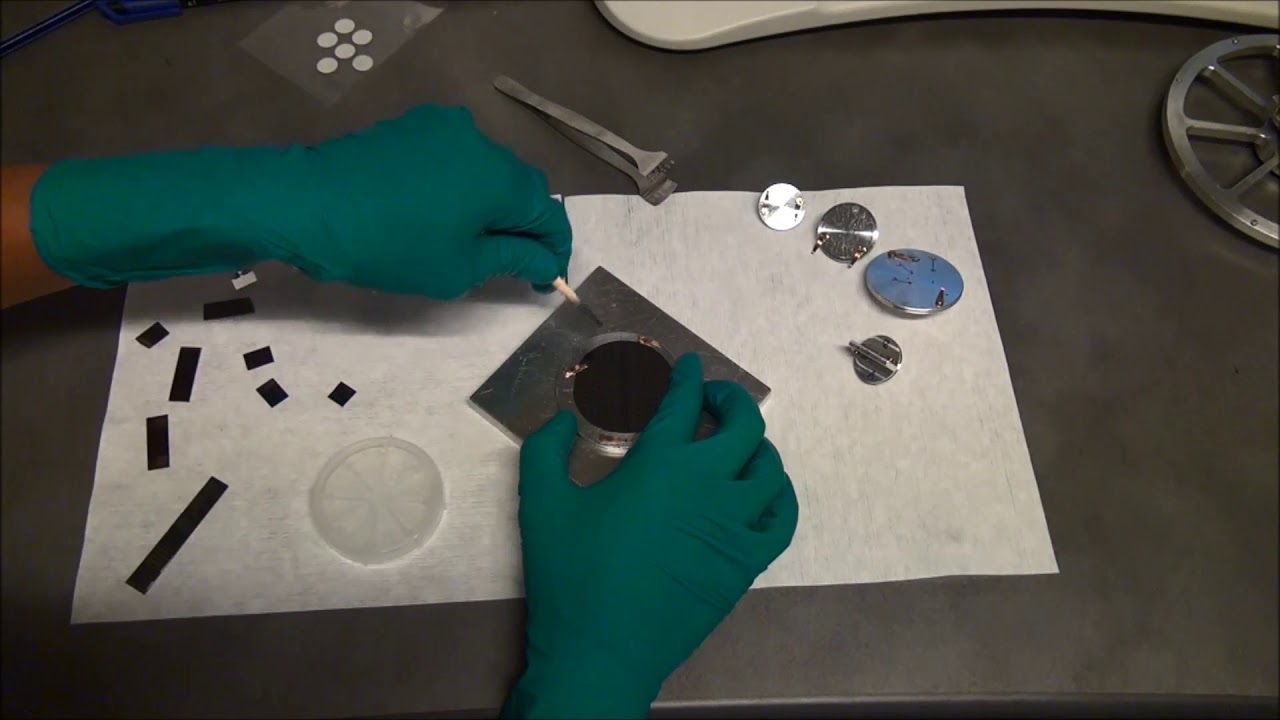 Sample preparation part 2 Wafers and Small samples / Skiver og små prøver