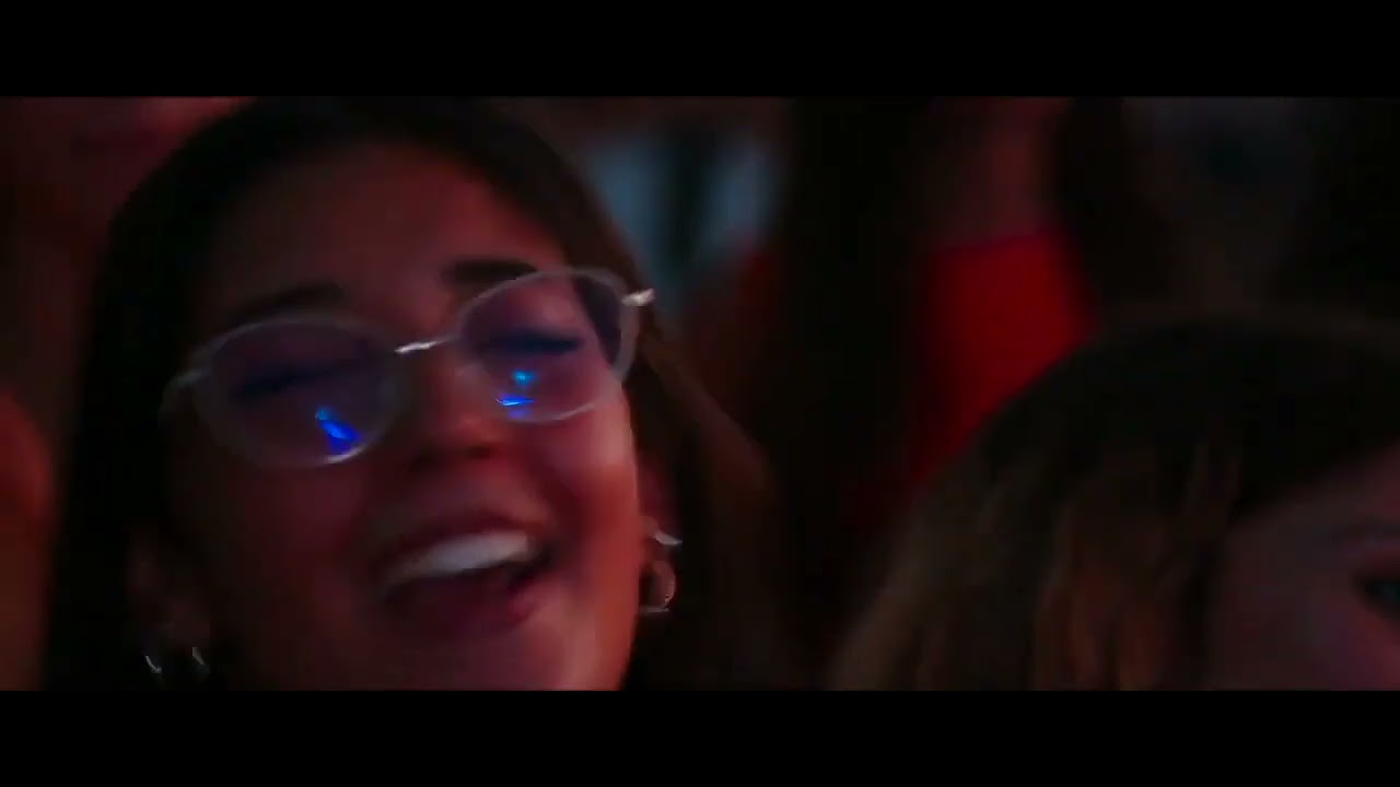 LIBERATO - TU T'E SCURDAT' 'E ME (LIVE MIEZ 'O MARE PROCIDA @voielloitalia)