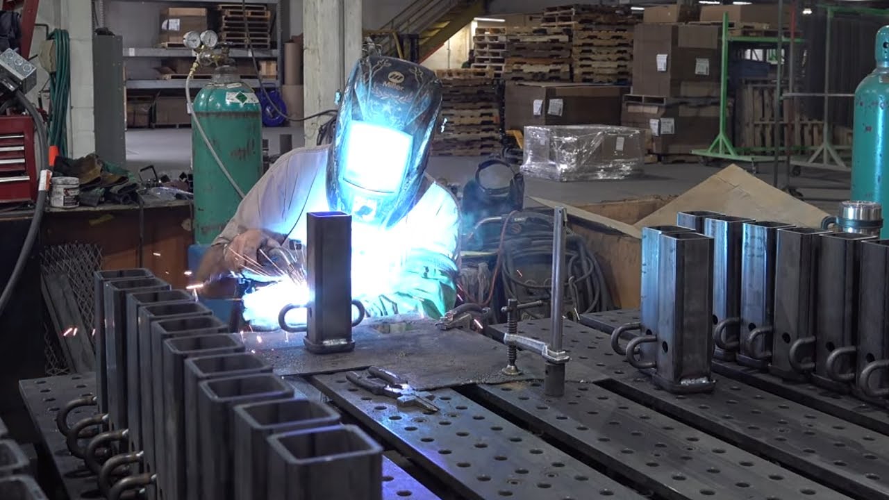 Heavy Hitch Factory Tour!  USA!!!