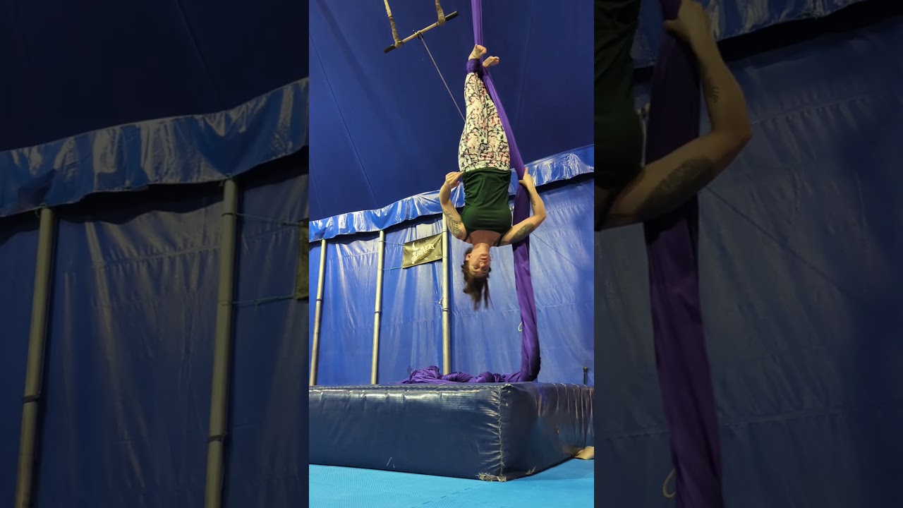 Double Ankle Hang