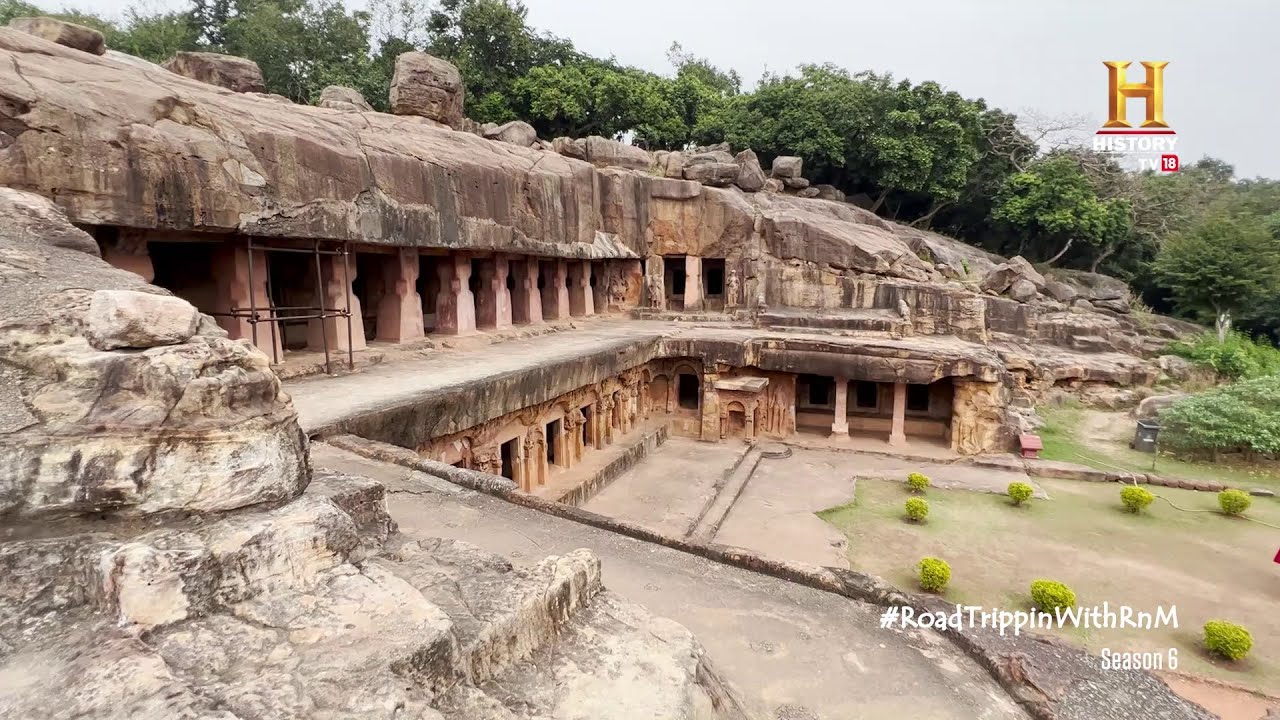 Udayagiri and Khandagiri Caves, Bhubaneswar | #RoadTrippinwithRnM S6 | D12V02