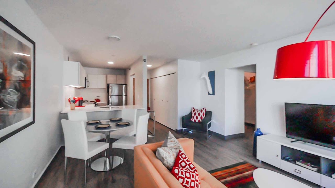 A stylishly-updated Streeterville convertible at 420 East Ohio