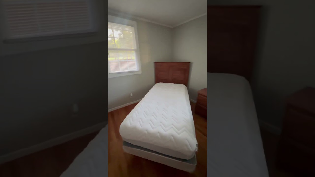 College Students Room for Rent!!