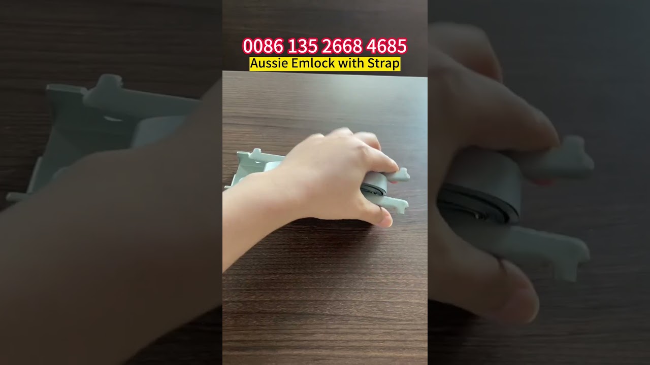 Aussie Emlock with Strap
