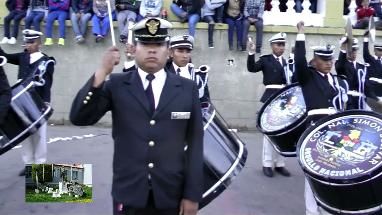 Colegio Nacional Bolivar 2017 Oruro Desfile 5 de Agosto