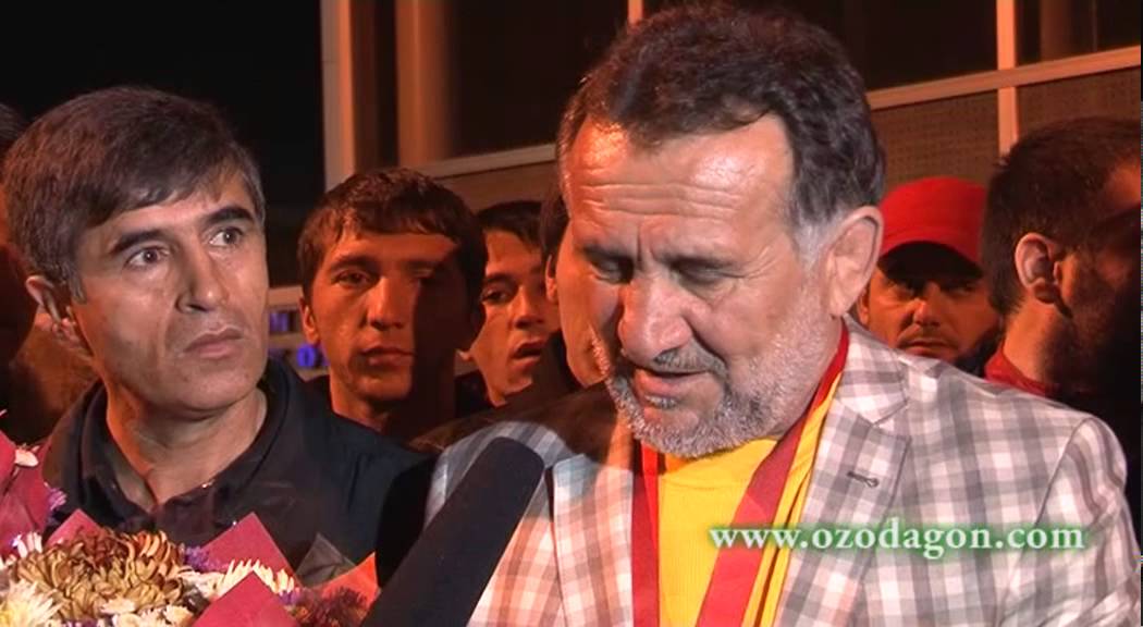 Гуфтугӯи видеоӣ бо Саламшоҳ Муҳаббатов дар фурудгоҳи Душанбе