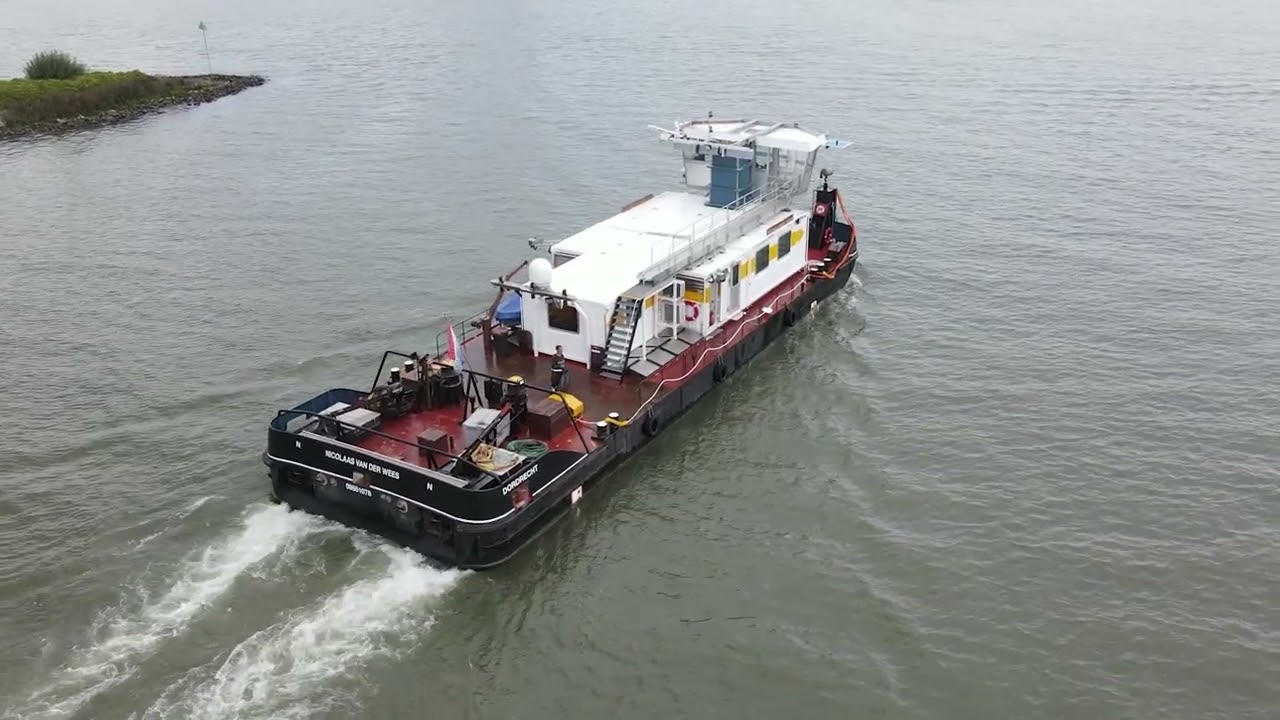 Vacature Stuurman | Van der Wees Watertransporten
