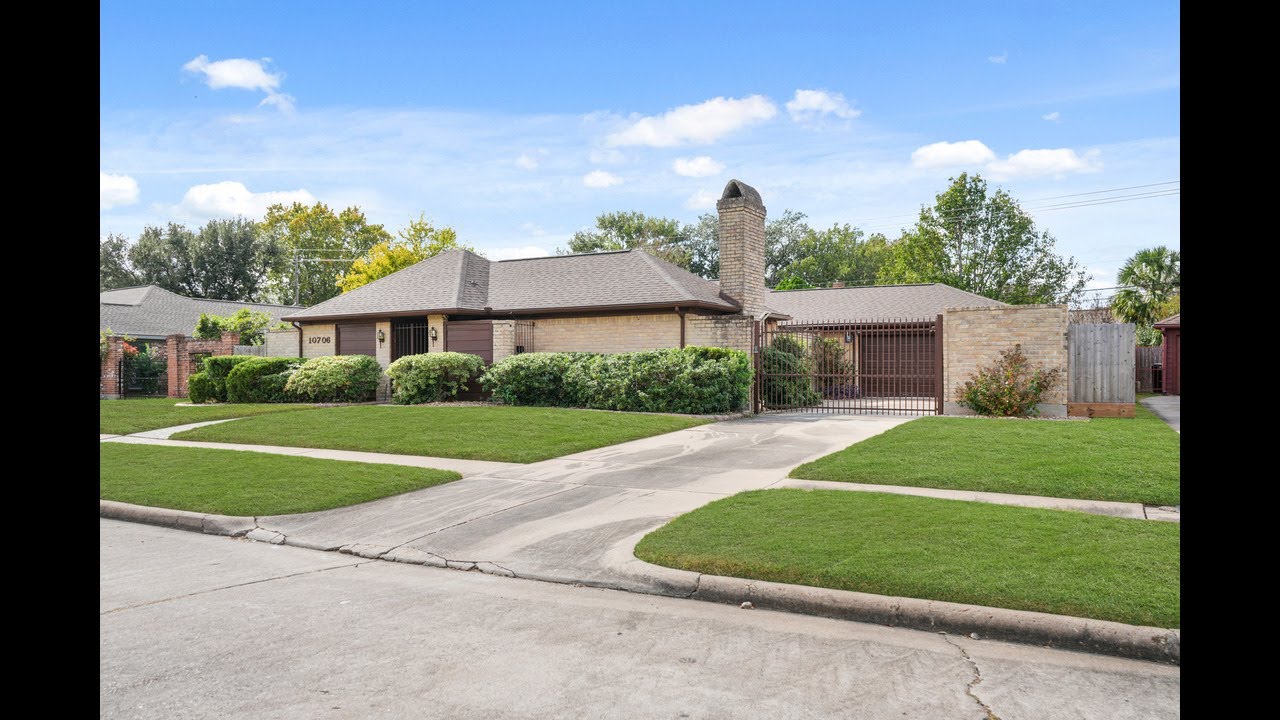 10706 Braes Bayou Drive, Houston, Texas, 77071