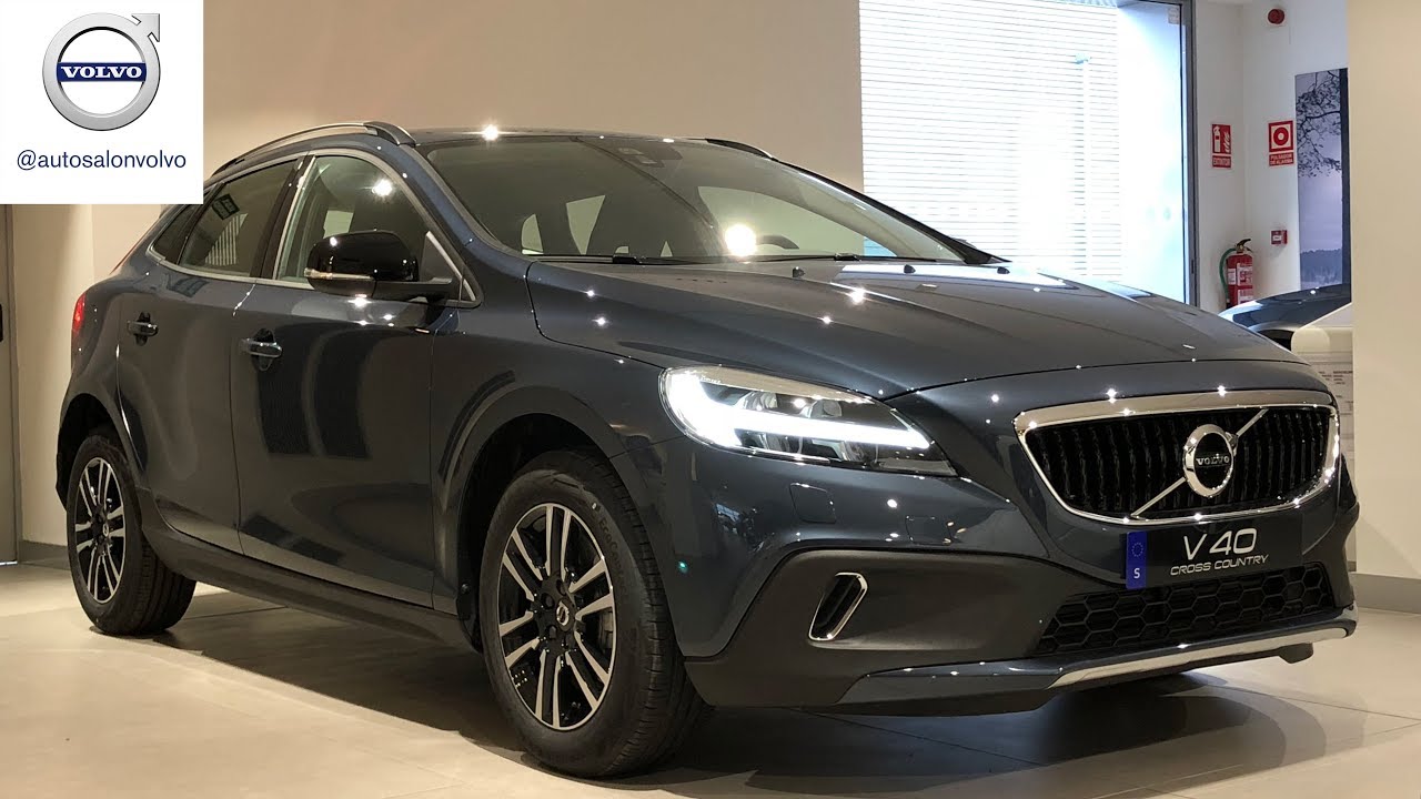 VOLVO V40 CROSS COUNTRY '19 D2 Plus || Exterior & Interior