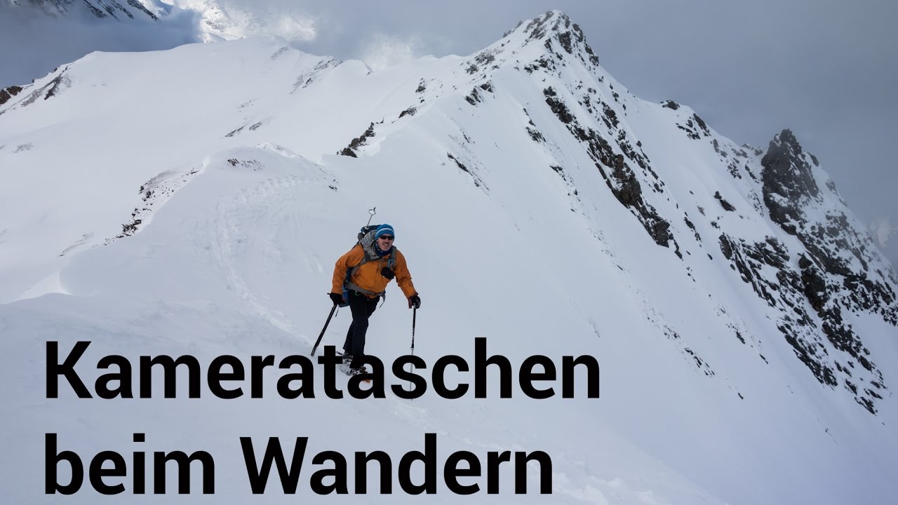 Kamera im Rucksack beim Wandern und Bergsteigen transportieren