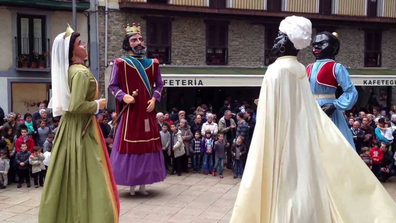 Gigantes de Estella, en Deba