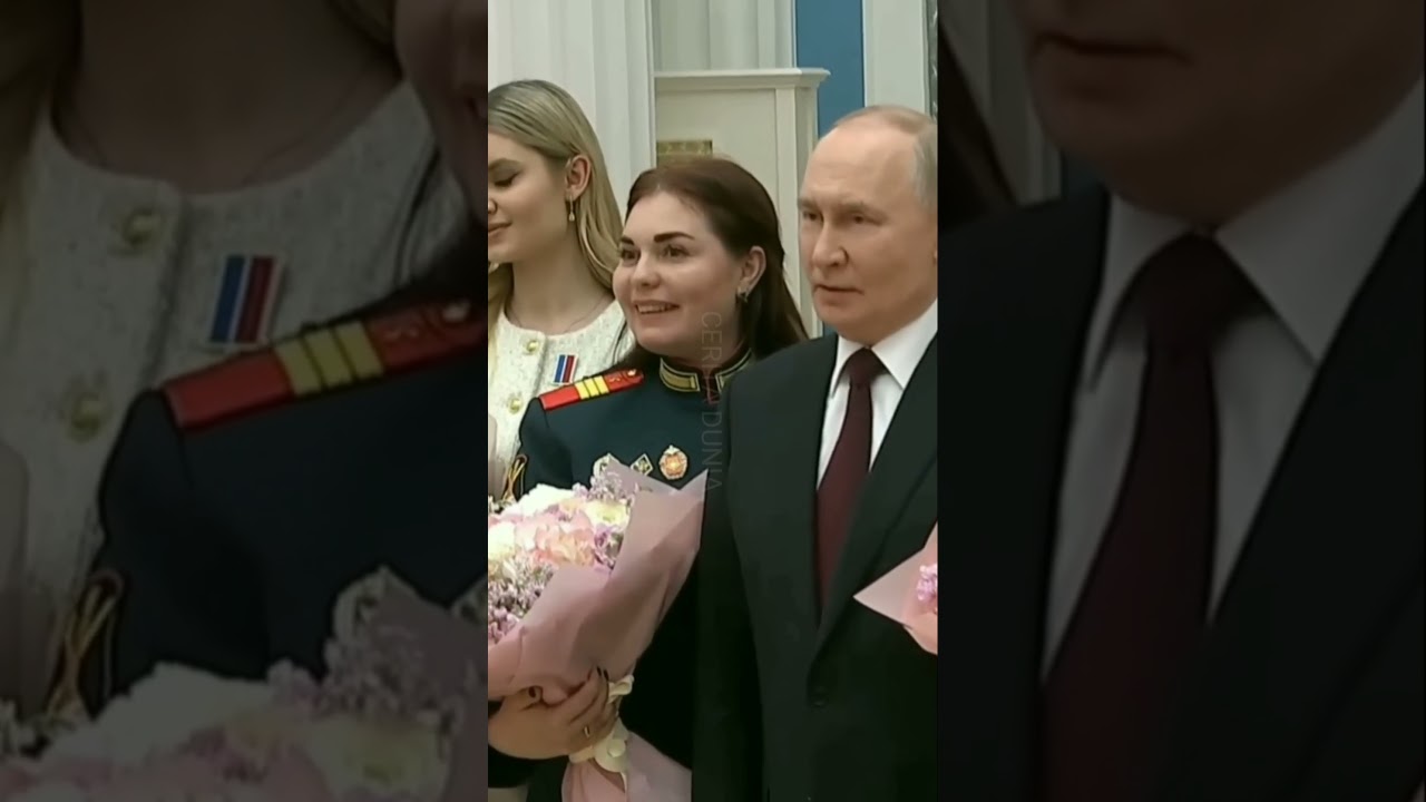 Vladimir Putin Respect Women #vladimirputin #russianleader #putinrespects #putinattitude