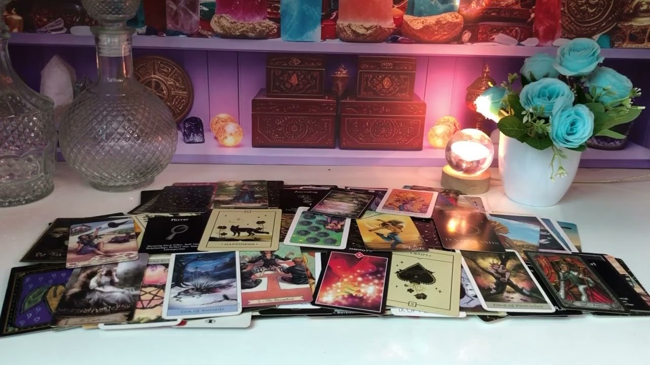 AQUARIUS   - SOMEONE IS GOING TO SURPRISE YOU.. AQUARIUS  LOVE TAROT READING TAROT READING