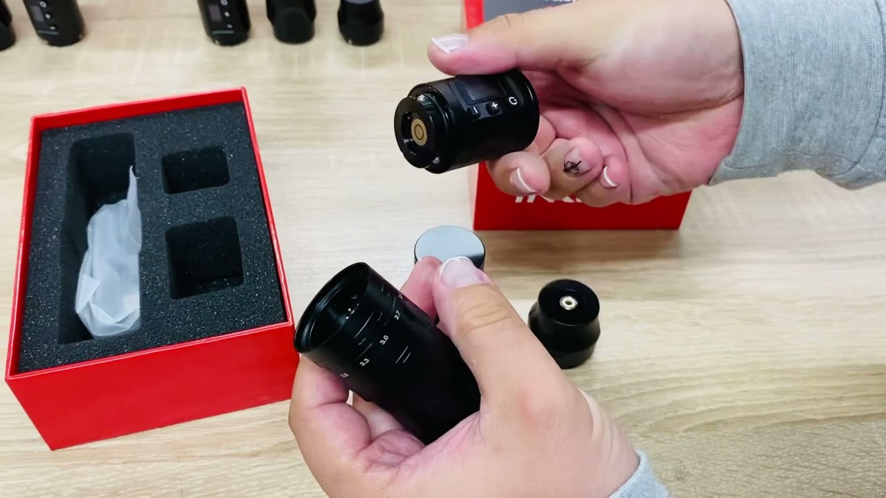 Masina de tatuat Wireless cu stroke ajustabil si adaptor RCA Saber