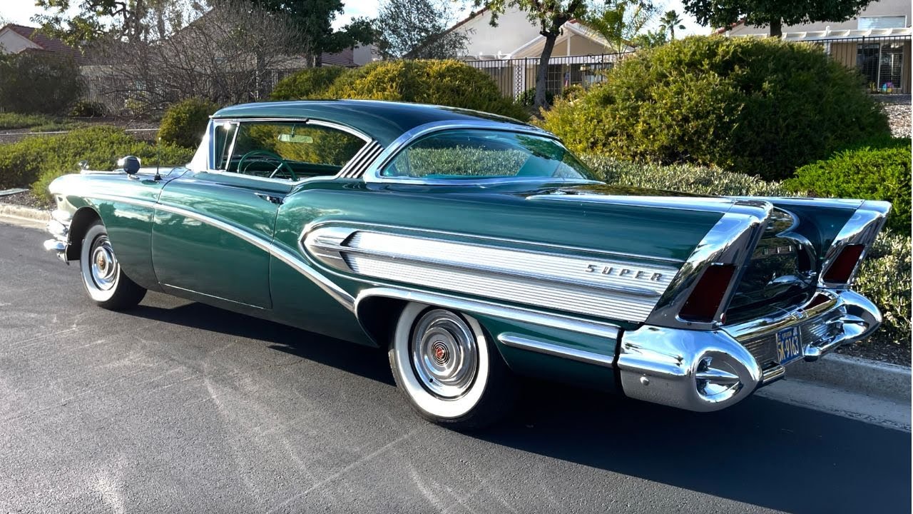Чарльз Феникс JOYRIDE - 1958 Buick Super