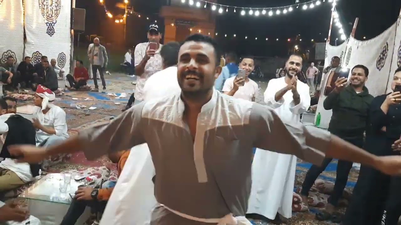 ١٧ أكتوبر ٢٠٢٢ الفرح ولع ياجدعان   فرحة _ محمود السمالوسي  عازف المقرونه الخشنه