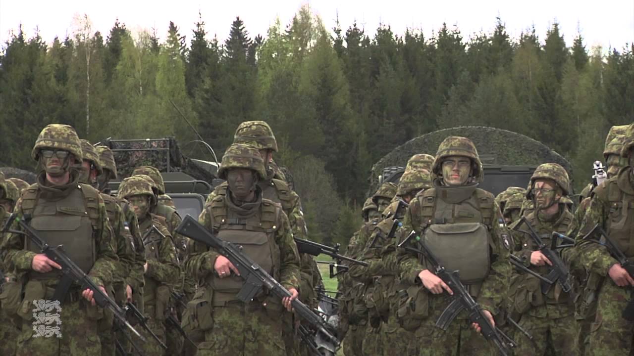 1. jalaväebrigaadi rivistus täiskoosseisus