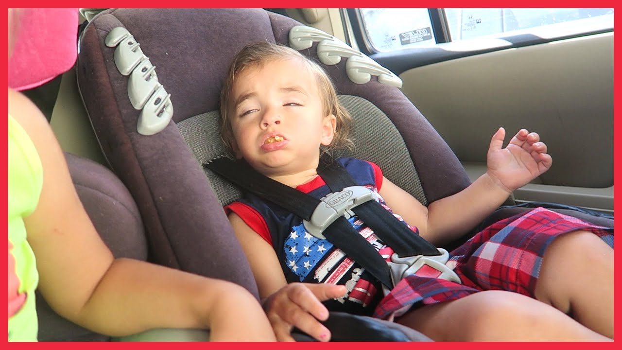 Baby Eating AND Sleeping!! | Sam & Nia
