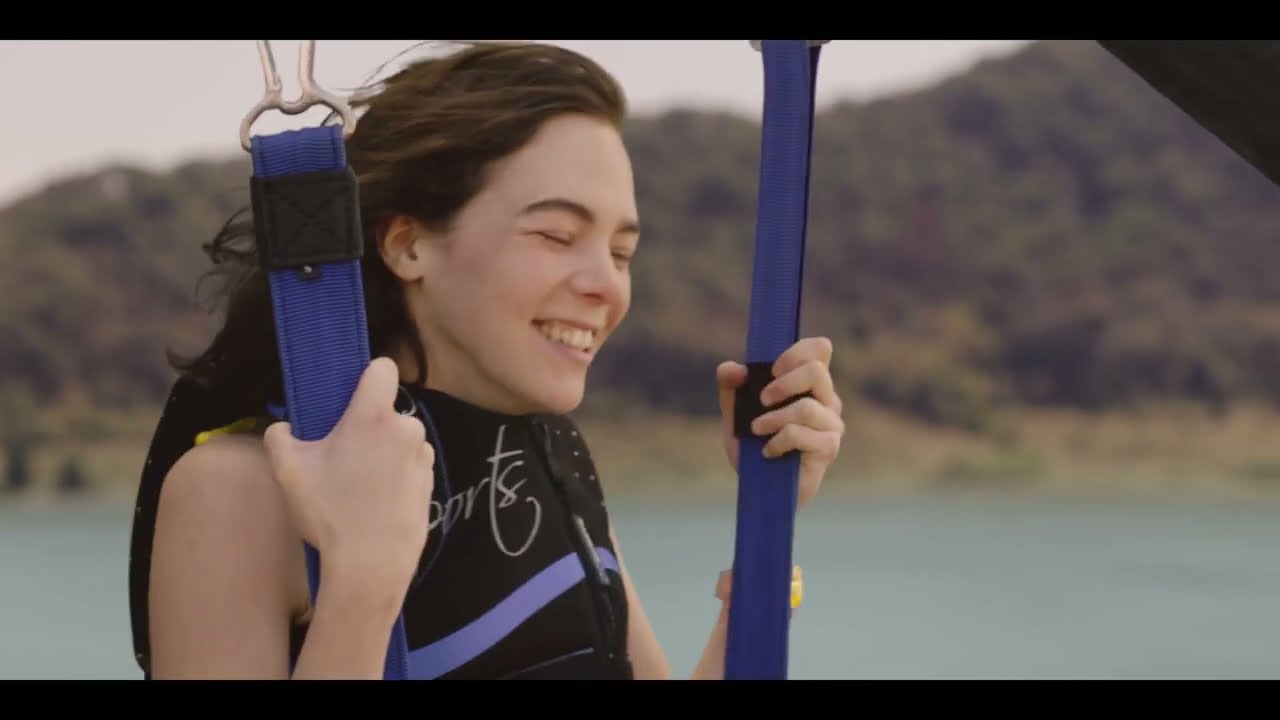 Who Killed Sara - Parasailing Scene