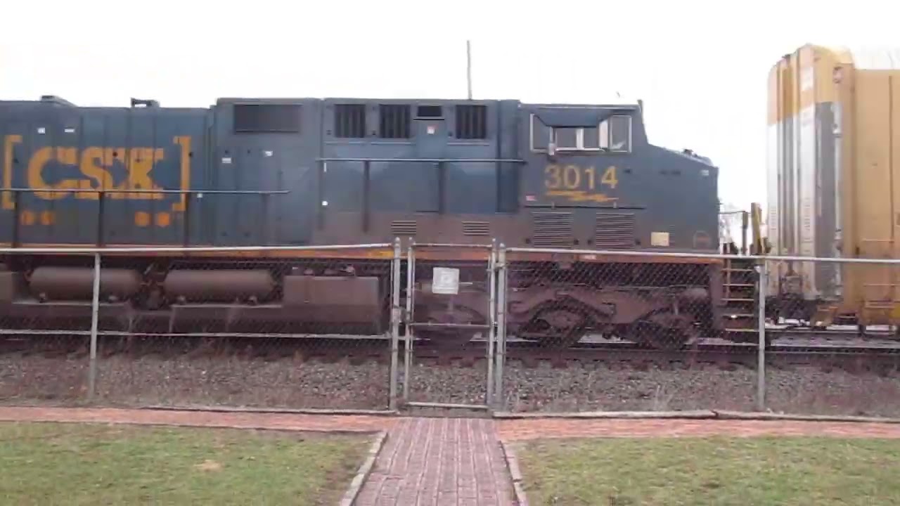 (3-4-2026) CSX westbound autoracks train in Marion Ohio.