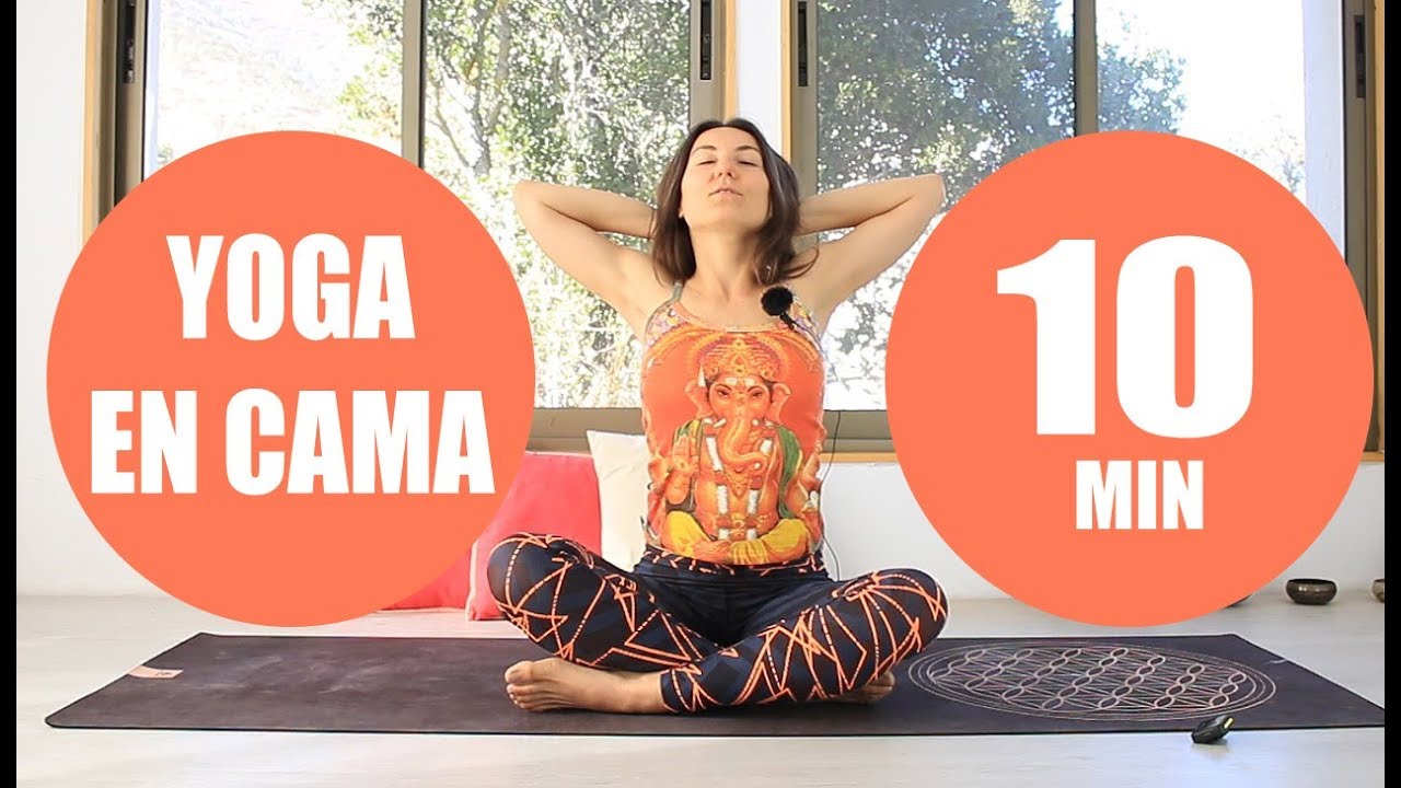 Yoga en CAMA al despertar | 10 min en la mañana | MalovaElena
