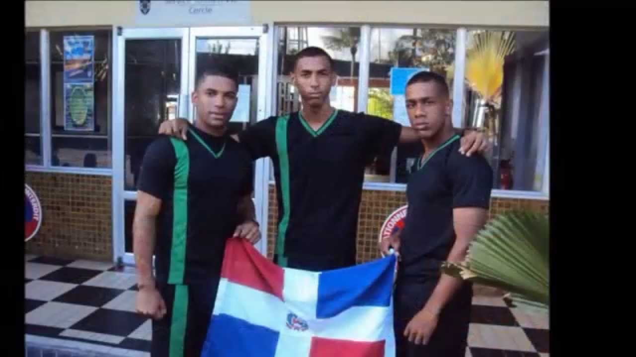 Cadetes prom. 2008-2012 Academia Militar Batalla De las Carreras.