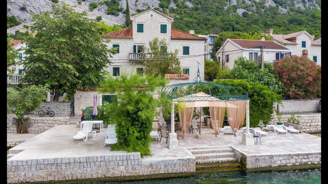 Kotor Ljuta – authentic seafront old stone palace || Montenegro Sotheby's International Realty