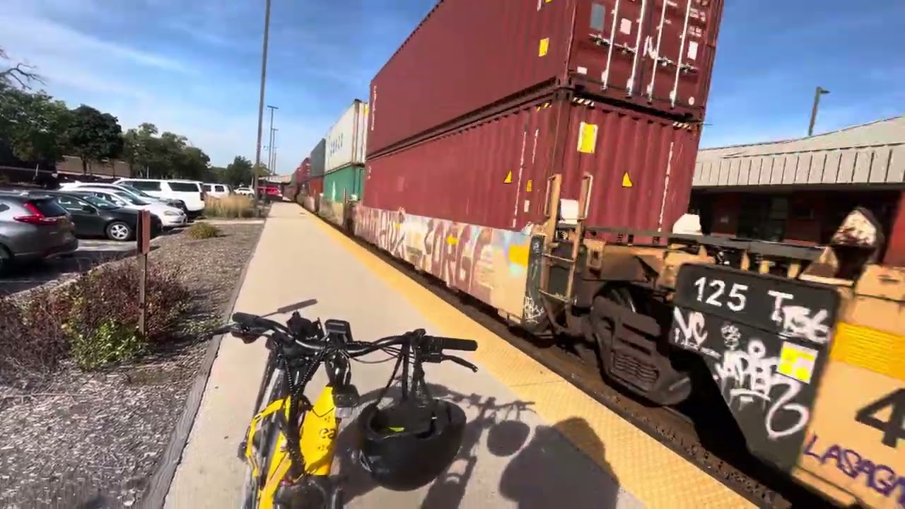 An inbound freight train 