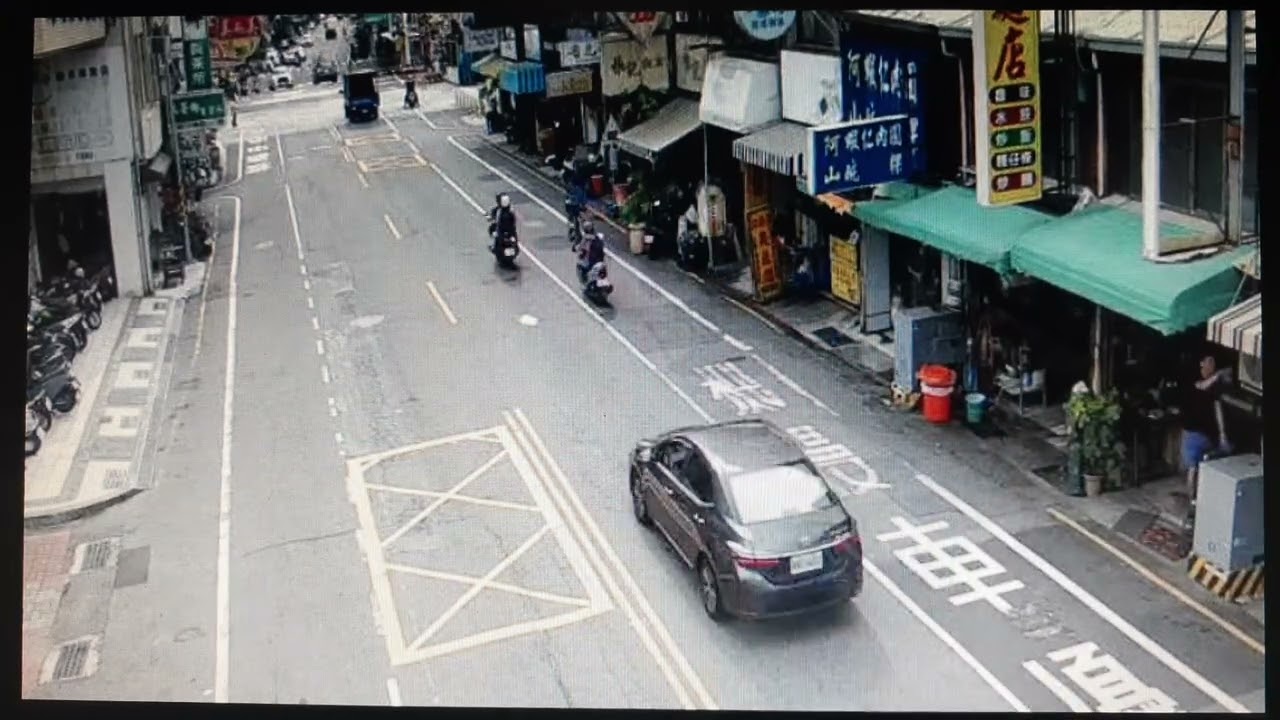 20250626@台南市東區青年路平交道211