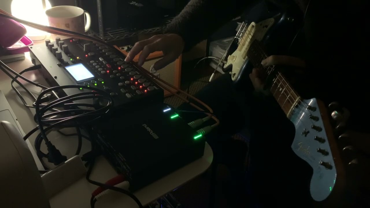 aodai-unlimited void electric guitar(looper)+sampler(octatrack)  Dub Ambient session