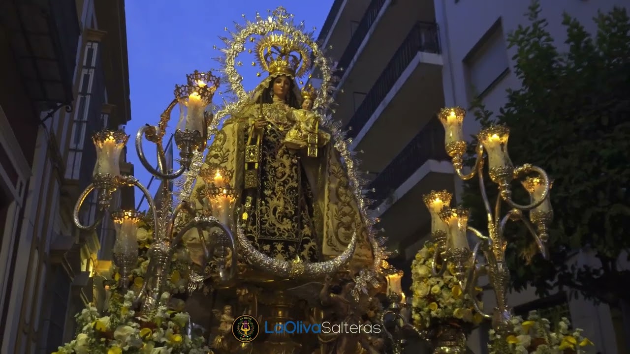Pasa la Virgen Macarena | Hdad. del Carmen del Santo Ángel (Sevilla) 2025