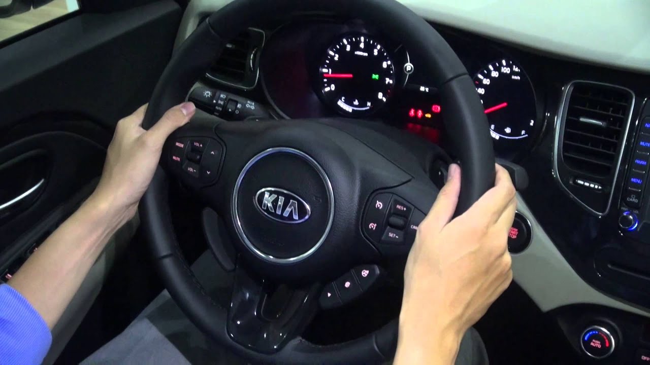 Xe.Tinhte.vn - Chi tiết ngoại h&igrave;nh, nội thất, h&agrave;ng ghế thứ 3 KIA Rondo 2.0 Premium