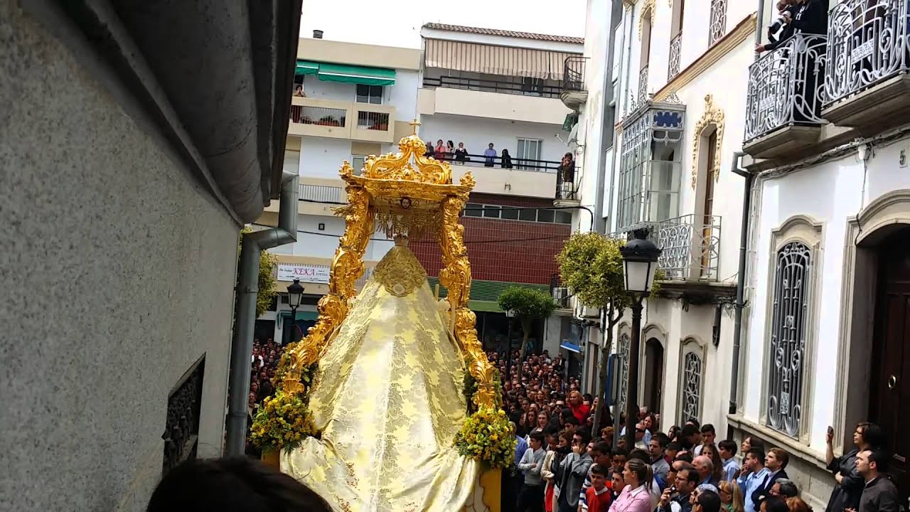 Esperanza de Triana Coronada | Sinfónica de Dos Torres | Domingo Resurrección VdL 2015 [HD]