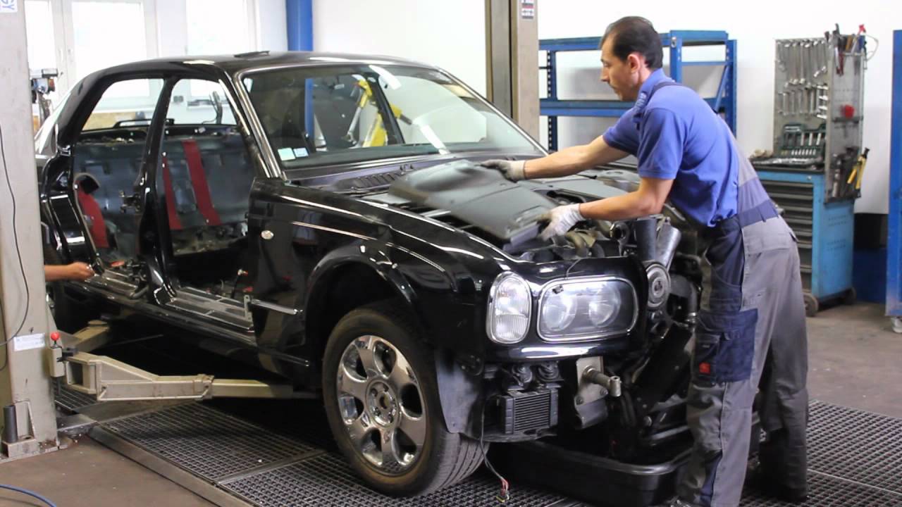 Bentley Arnage Unfall Crash Demontage Dismantling for parts: klassencarparts.com