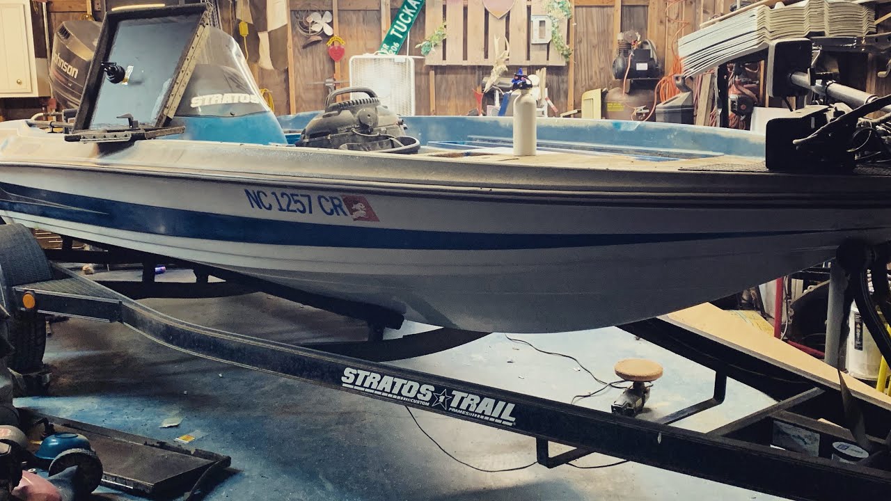 New fiberglass floor in a stratos bass boat Part 3