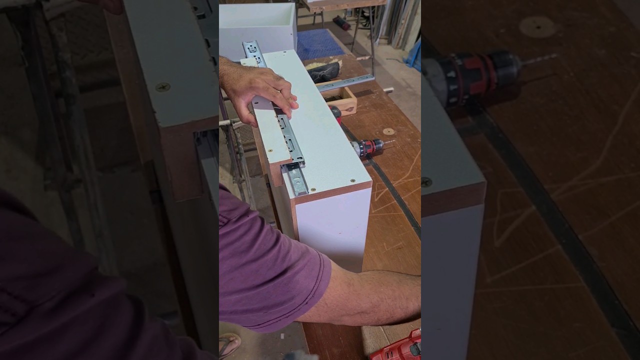 instalando corredi&ccedil;a telesc&oacute;pica