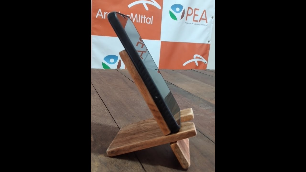 Vídeo aula 50 - Oficina Reciclar é vida - Suporte para celular