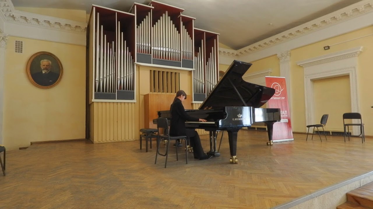 Плошко Амєлія (15 р) Борис Лятошинський П’ять прелюдій, Op. 44 Прелюдія 4