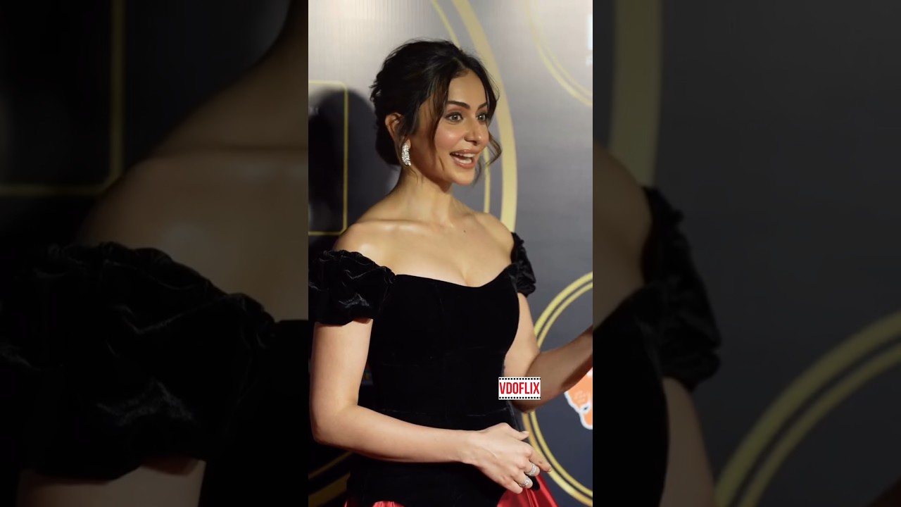 💫 Rakul Preet Singh serves pure glam 🖤🦋😍