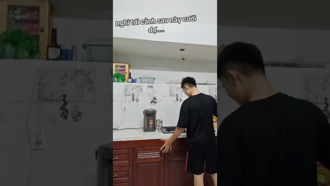 Nghĩ đến cảnh sau n&agrave;y c&oacute; vợ kh&ocirc;ng hề biết #vochong #genz