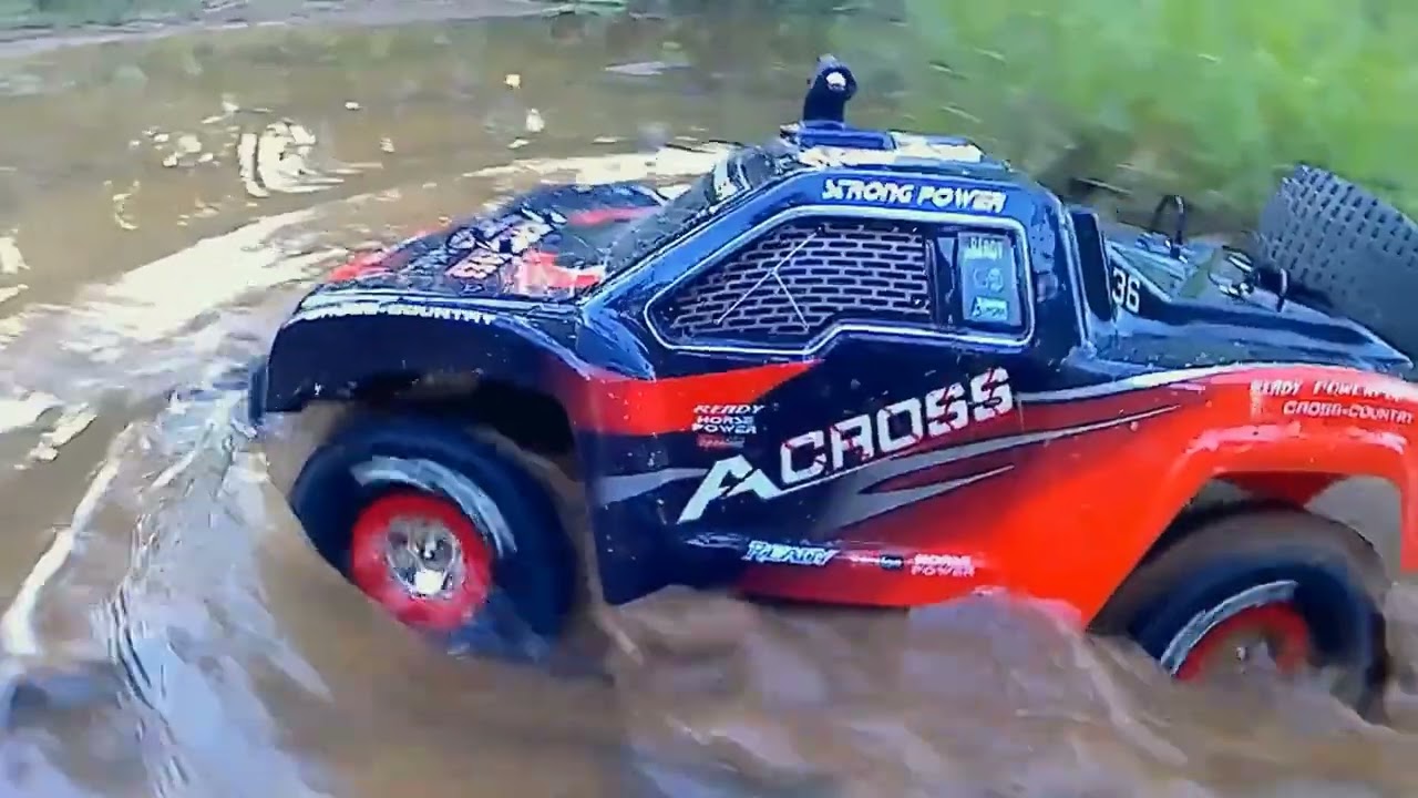can wltoys 12423 & 12428 bashing on water and mud    #AZUHANIFA Must Watch! Comment&iWillSubsUToo 2
