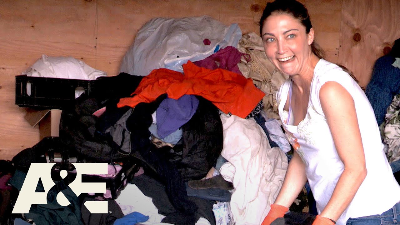 Storage Wars: Battle Edition: Ivy vs. Mary, Who Will Win? | A&E