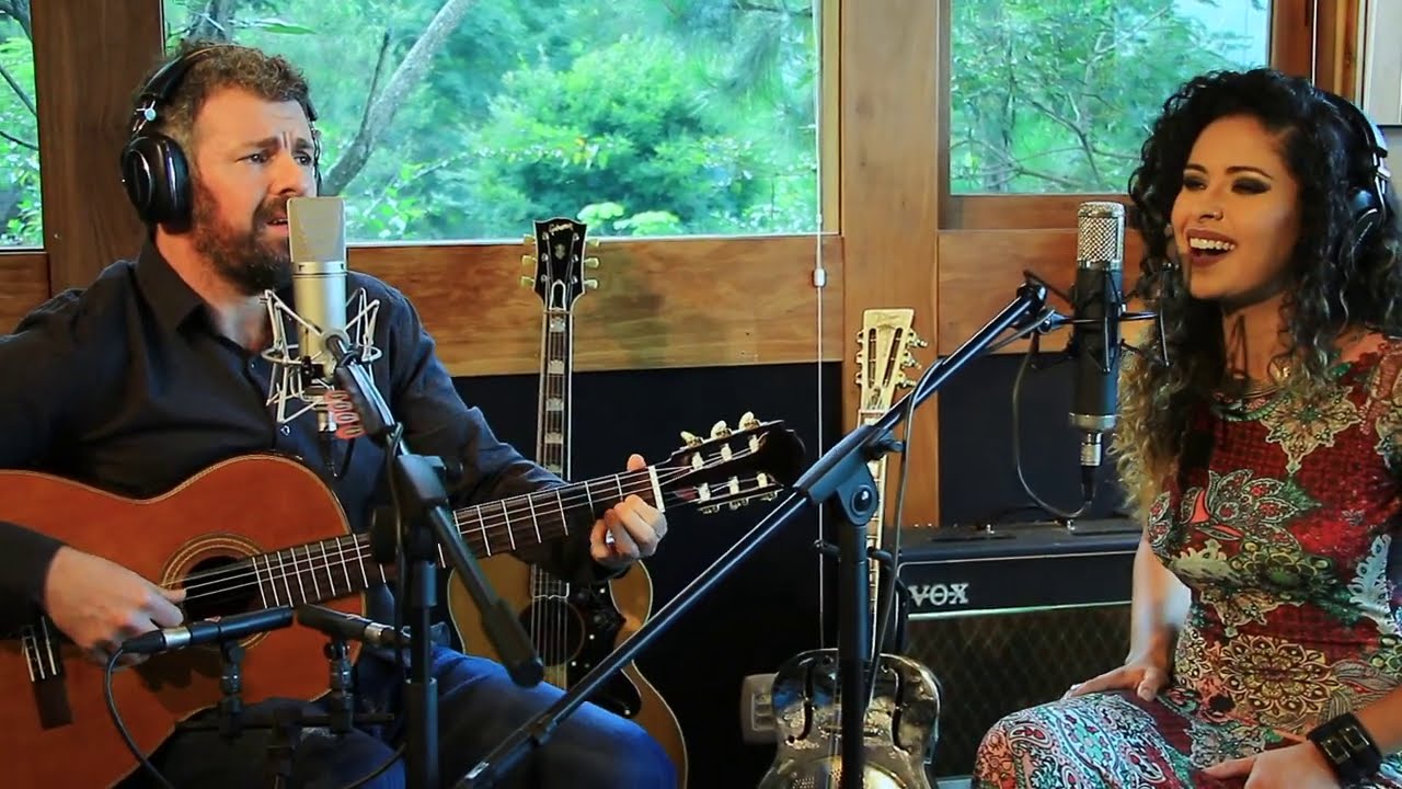 EVERY LITTLE THING SHE DOES IS MAGIC - EMMERSON NOGUEIRA + VANESSA FARIAS - VERSÃO ACÚSTICA SESSIONS