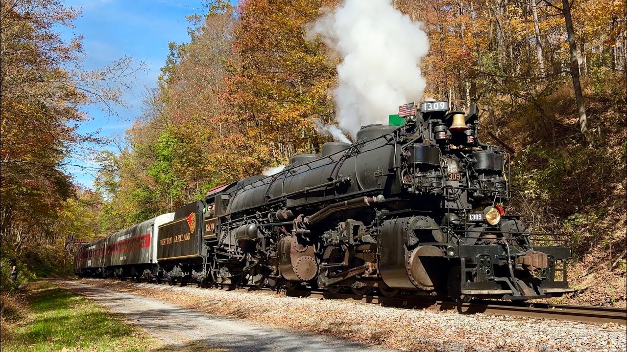 Fall Colors and the Frostburg Flyer: WMSR 1309