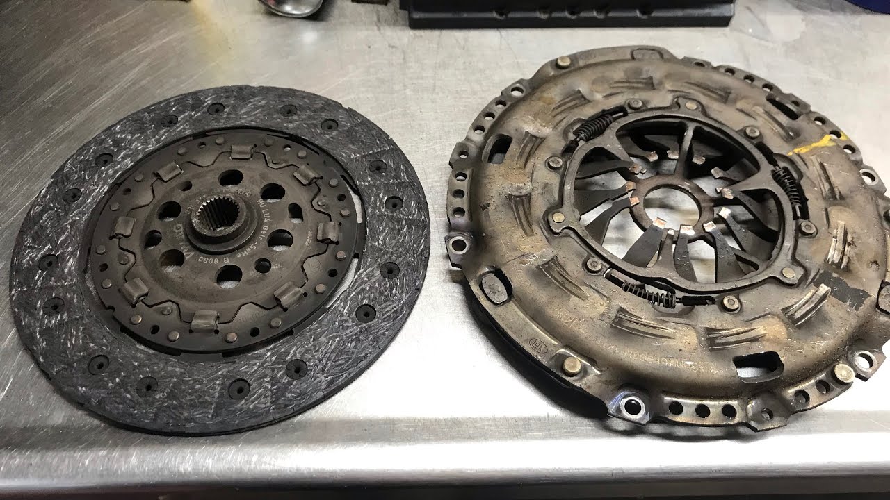 2016 VW Jetta 2.0L Clutch Removal