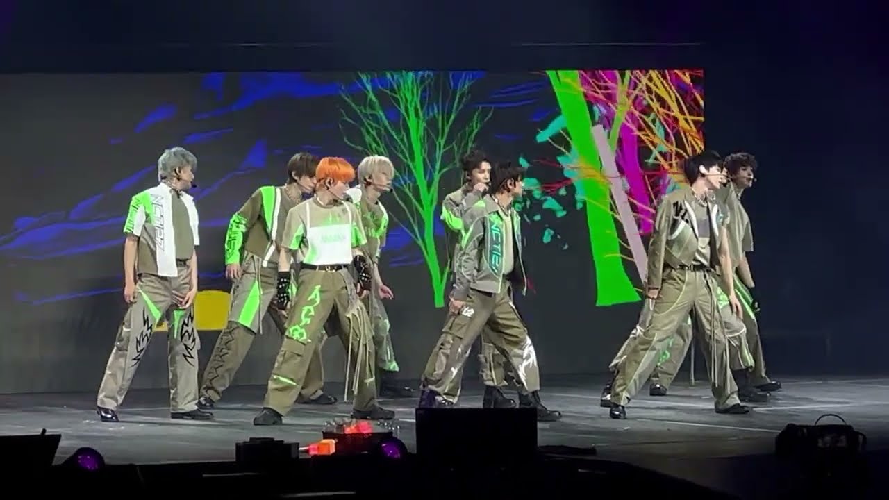 4K NCT 127 The Link in LA - Sticker