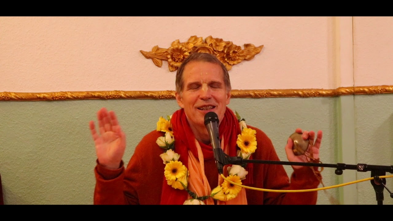 SACINANDANA SWAMI | Kirtan | Iskcon Hamburg