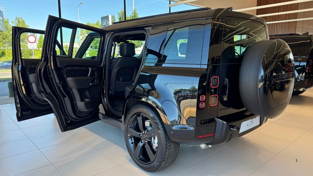 New 2026 Land Rover Defender 110 - Interior and Exterior Details