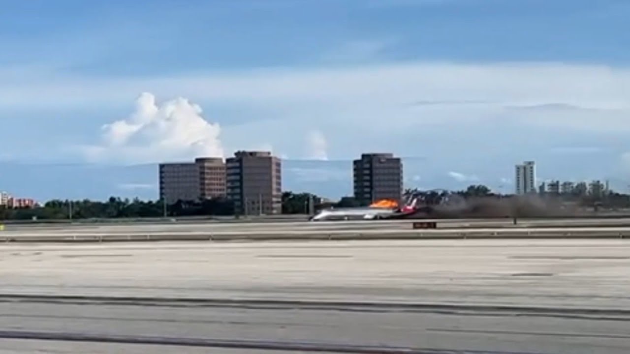 Cellphone video captures jetliner skidding across MIA tarmac
